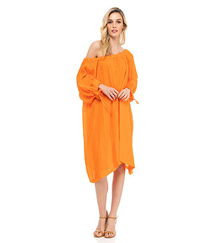 Ленена оversize рокля в оранжево снимка
