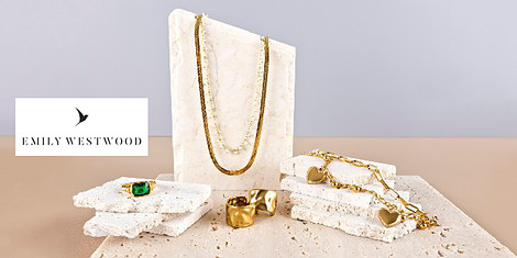 Emily Westwood - бижу, с което блестиш по-яркоснимка