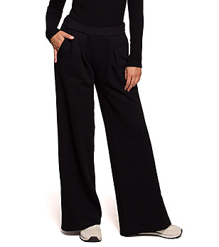 Черен дамски памучен панталон Lana снимка