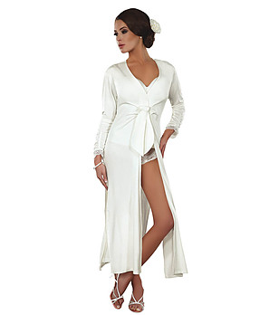 Дълъг бял дамски халат Reli снимка