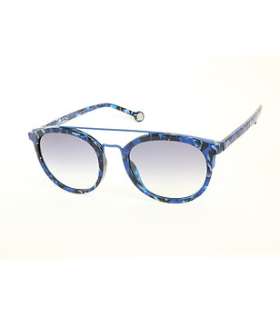 Дамски слънчеви очила в синьо и черно снимка